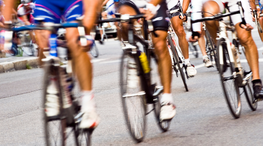 Porte-bidon et gourde vélo indispensables pour le cyclisme — inspiré du Tour de France 2026
